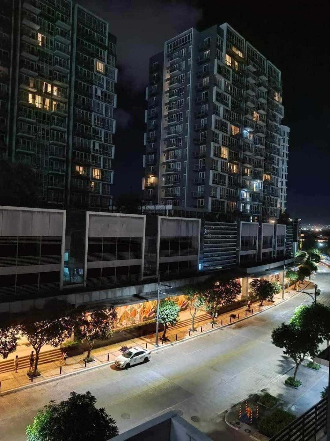 Ferienwohnung Modern And Cozy One Manchester Place In Mactan Newtown Lapu-Lapu City Exterior foto